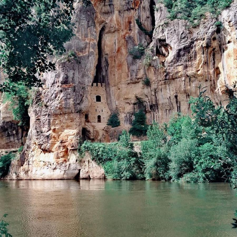 Gite Le P'Tit Bassoul Ouvert Toute L'Annee Cenevieres Экстерьер фото